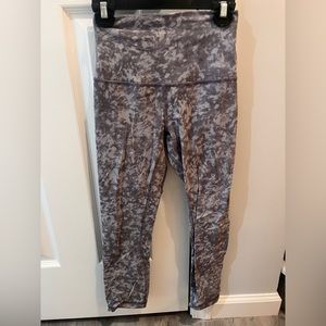 Lululemon Align Cropped leggings